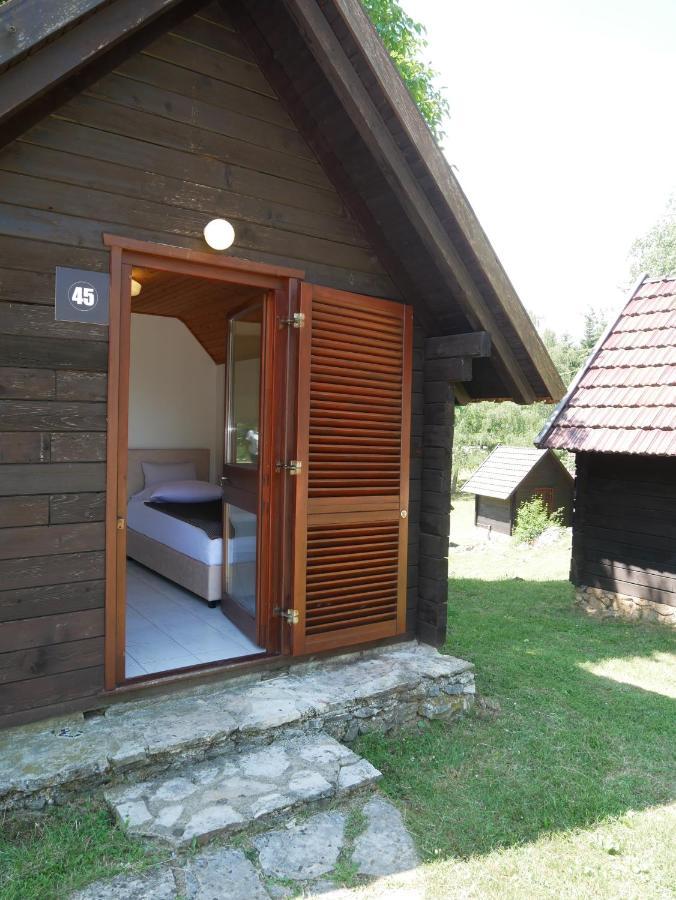 Bungalows Korana - Campsite Korana Selište Drežničko Eksteriør bilde