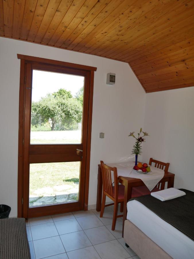 Bungalows Korana - Campsite Korana Selište Drežničko Eksteriør bilde