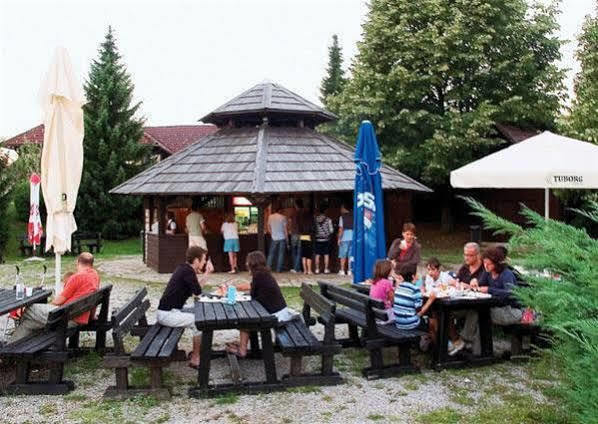Bungalows Korana - Campsite Korana Selište Drežničko Eksteriør bilde